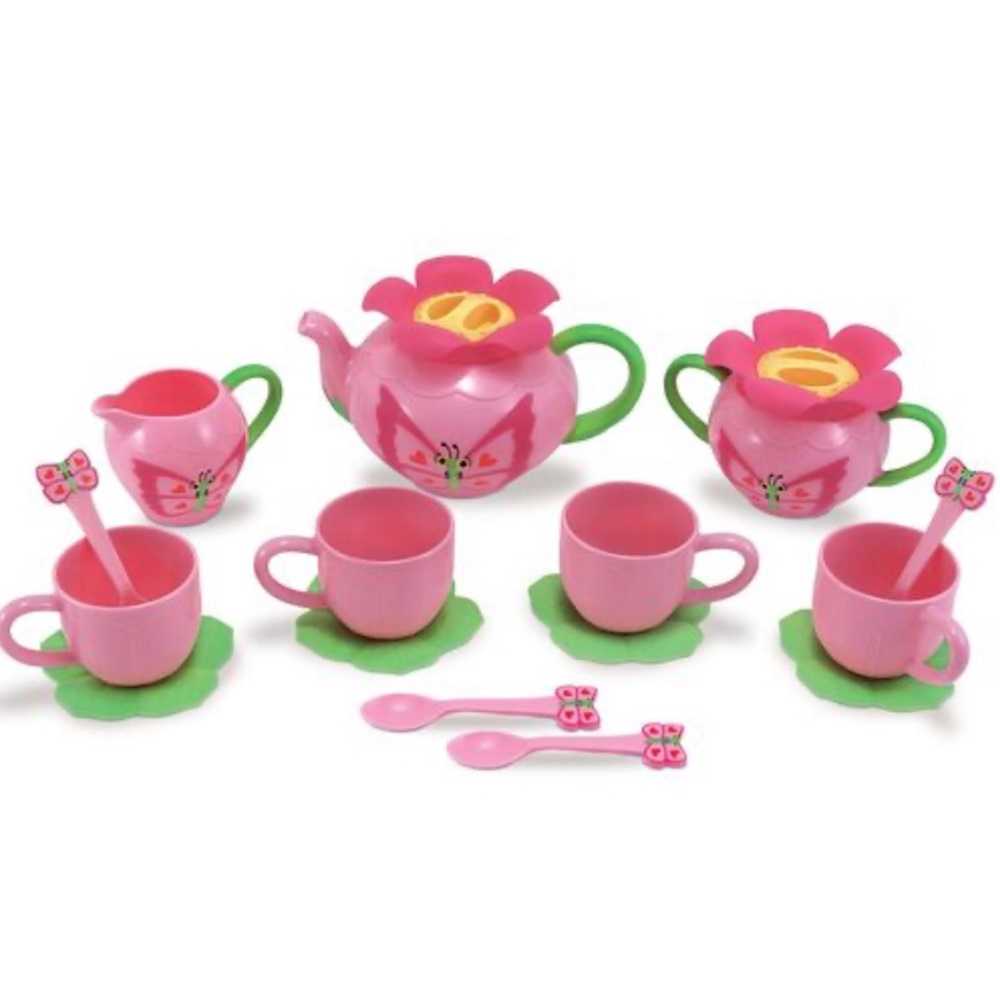Melissa & Doug butterfly tea set - Picture 4 of 5